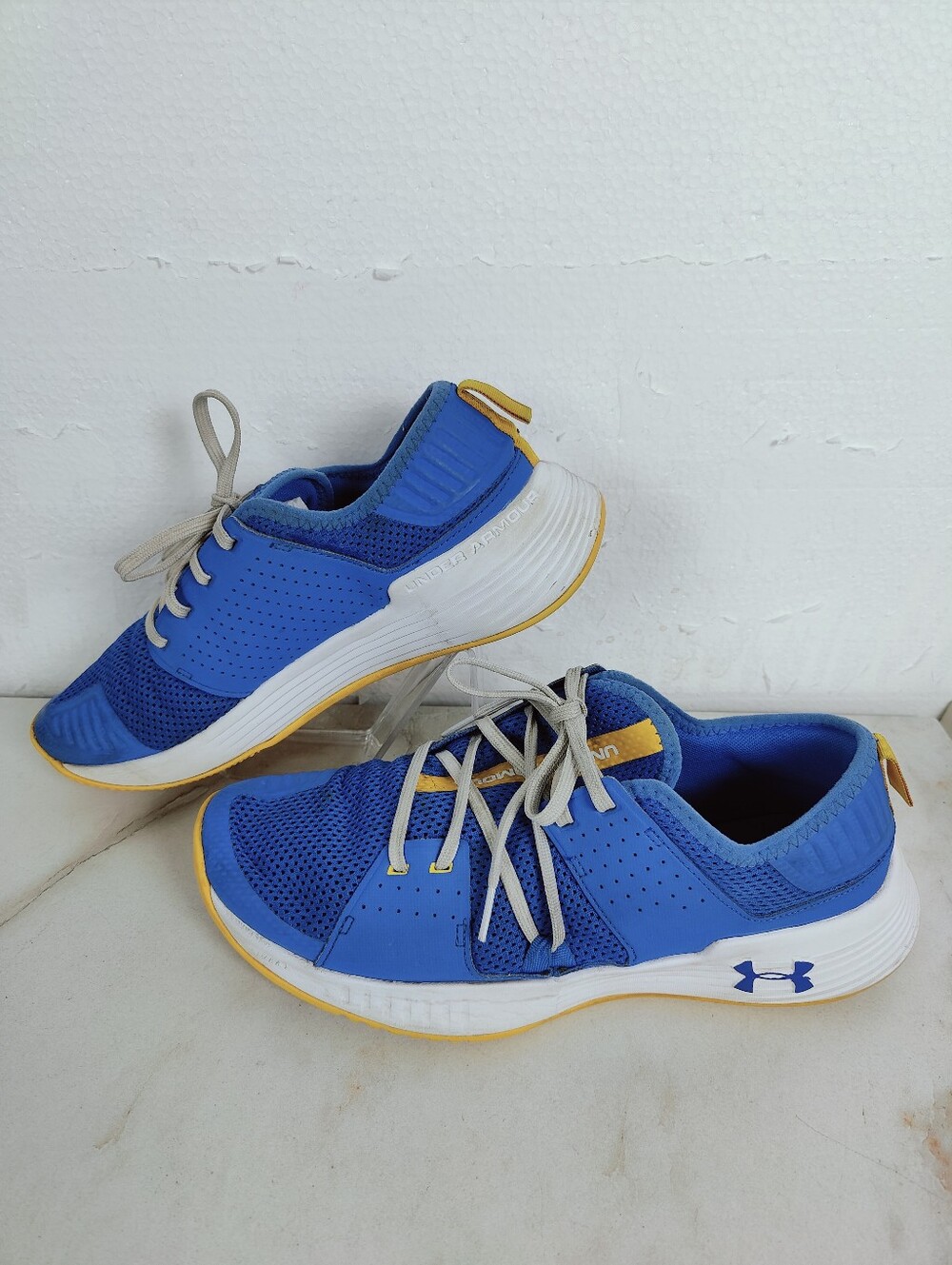 Under Armour Men's Blue White Training Sneakers, Sz 11.5